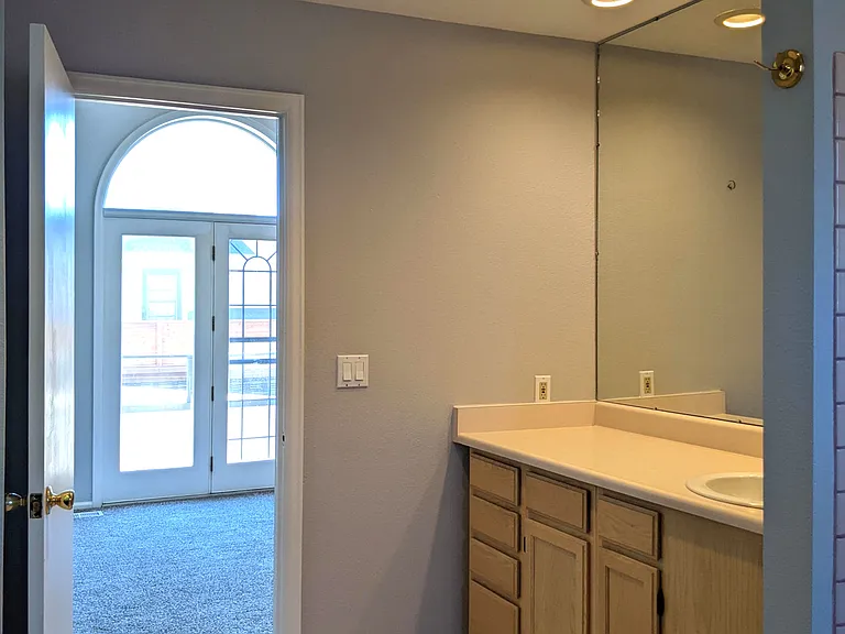 123 E Bayaud Ave — Photo 43