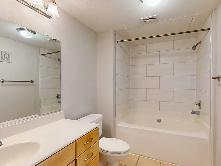 The Carriage Homes at Wyndham — Photo 47