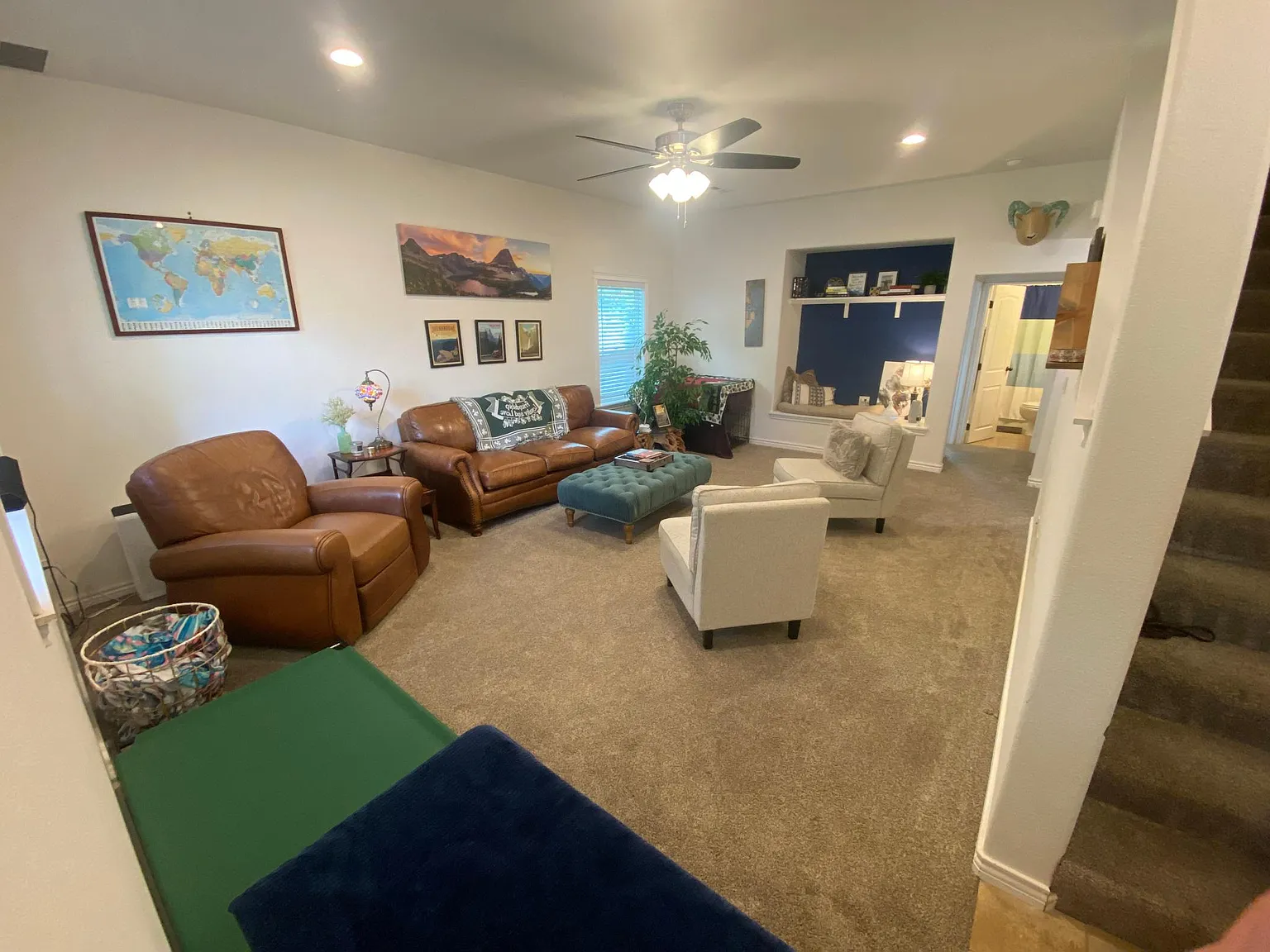 5 bed, 2300 sqft, $3,500 — Photo 4