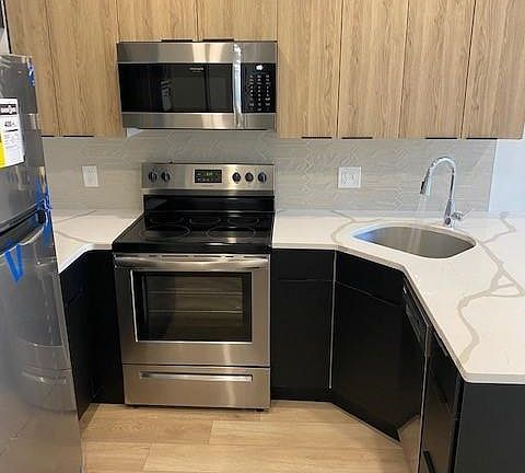 2nd image of 1755 N Croskey St #1