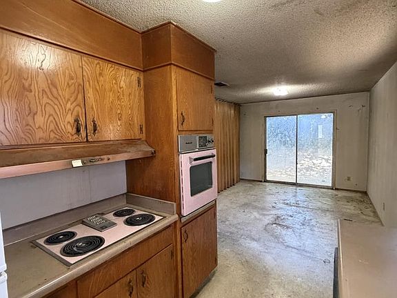4th image of 5276 Discovery Ave
