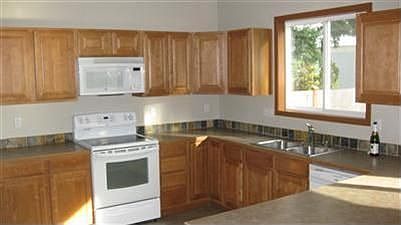 3rd image of 4716 84th St NE