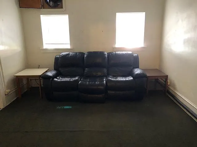1 bed, $750 — Photo 1