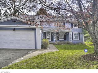 3809 E Surrey Ct, Rocky River, OH 44116