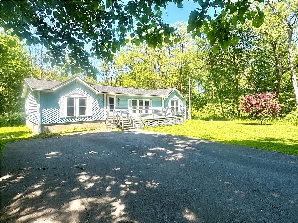 1st image of 533 Center Rd