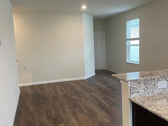 3rd image of 6325 Lakeview Haven Dr