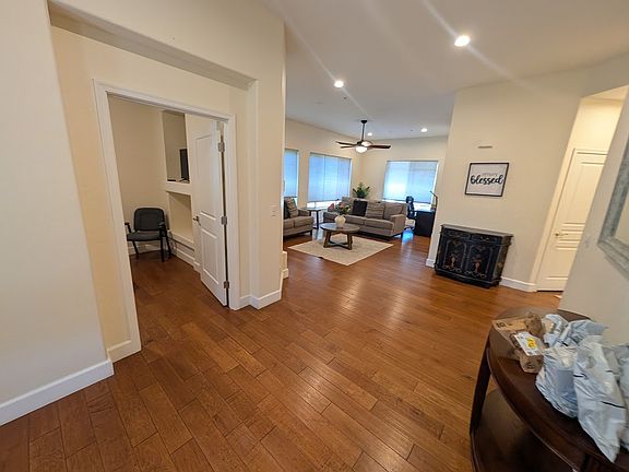 3rd image of 8180 E Shea Blvd Unit 1018