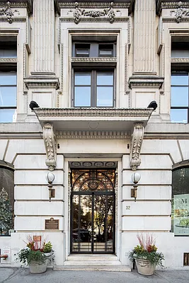 Sold by Corcoran | media 6