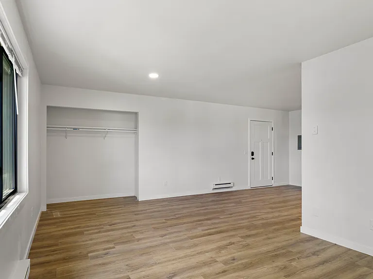 117 Washburn Rd #7 — Photo 8