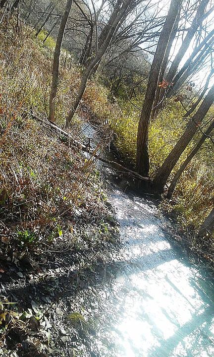 2nd image of Hencoop Hollow Rd