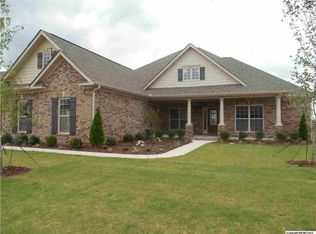 32 Forest Meadow Blvd, Huntsville, AL 35824