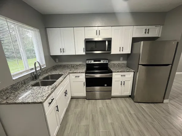 119 Gordon Ave S, Lehigh Acres, FL 33973