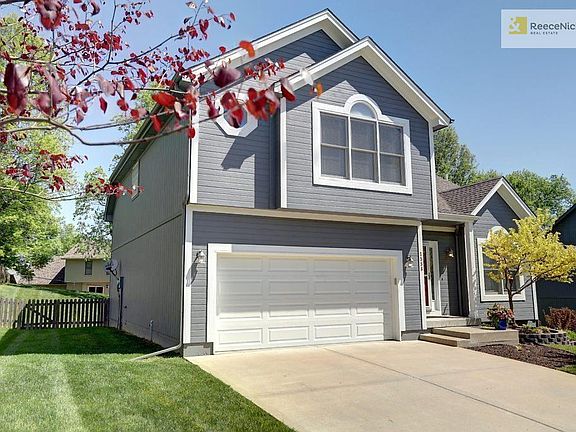 Fully fenced lot