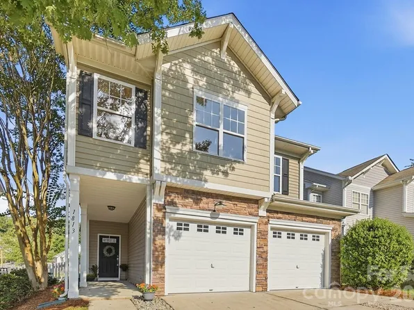 1813 Crabapple Tree Ln, Charlotte, NC 28214