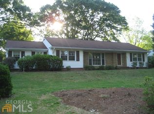 1122 Maple Dr, Griffin, GA 30224