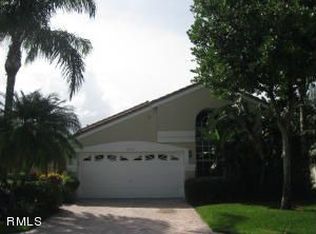 4538 Carlton Golf Dr, Wellington, FL 33449