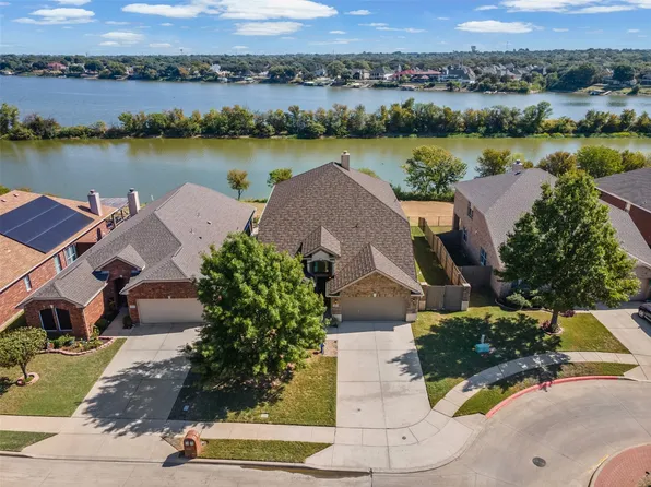5417 Grenada Dr, Fort Worth, TX 76119