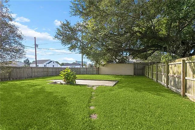 2 bed, 1.0 bath, 850 sqft, $1,850 — Photo 3