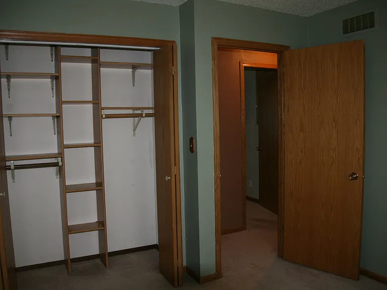 361 Sunset Dr — Photo 15