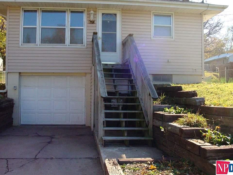 1st image of 18416 18th St