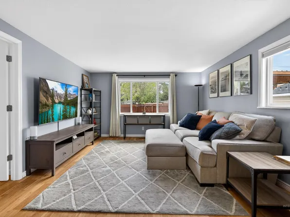 1323 S Vermont Ave, Boise, ID 83706