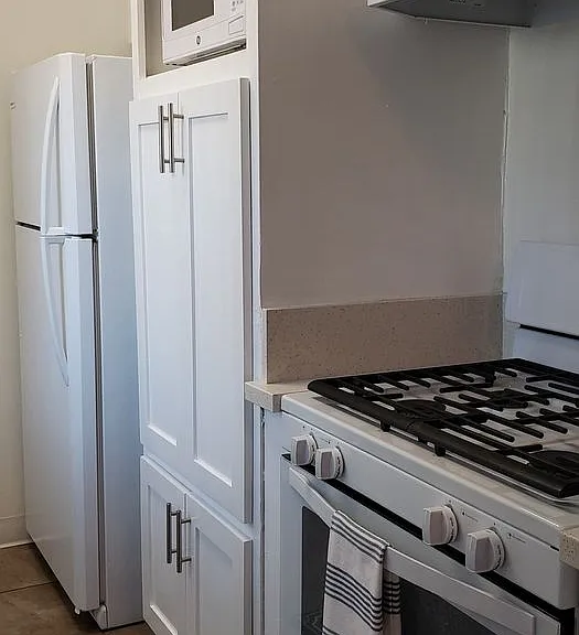 Magnolia Apartments - Your Sherman Oaks Retreat! — Photo 17