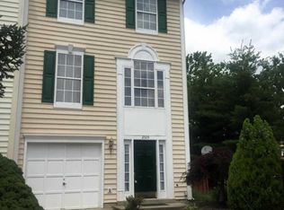 2529 James Maury Dr, Herndon, VA 20171
