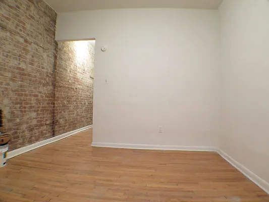 Rented by Glasser Realty LLC | media 2