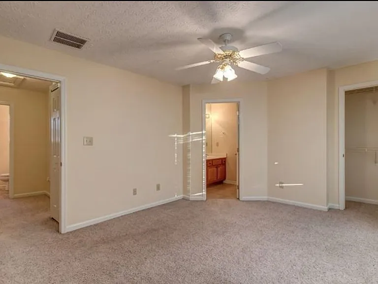313 Drew Ln — Photo 9