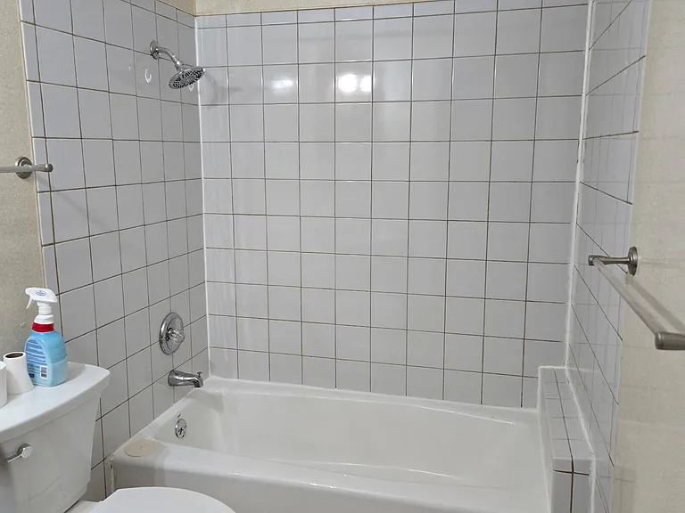 586 N Carolina Ave — Photo 12