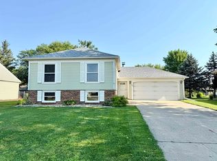 209 Southmoor Dr, Spencer, IA 51301