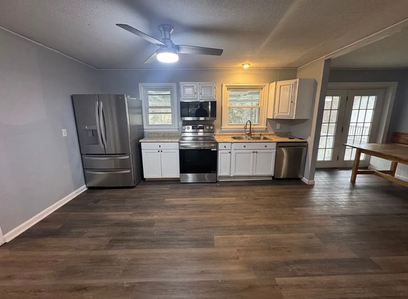 4 bed, 3406 sqft, $2,850 — Photo 1