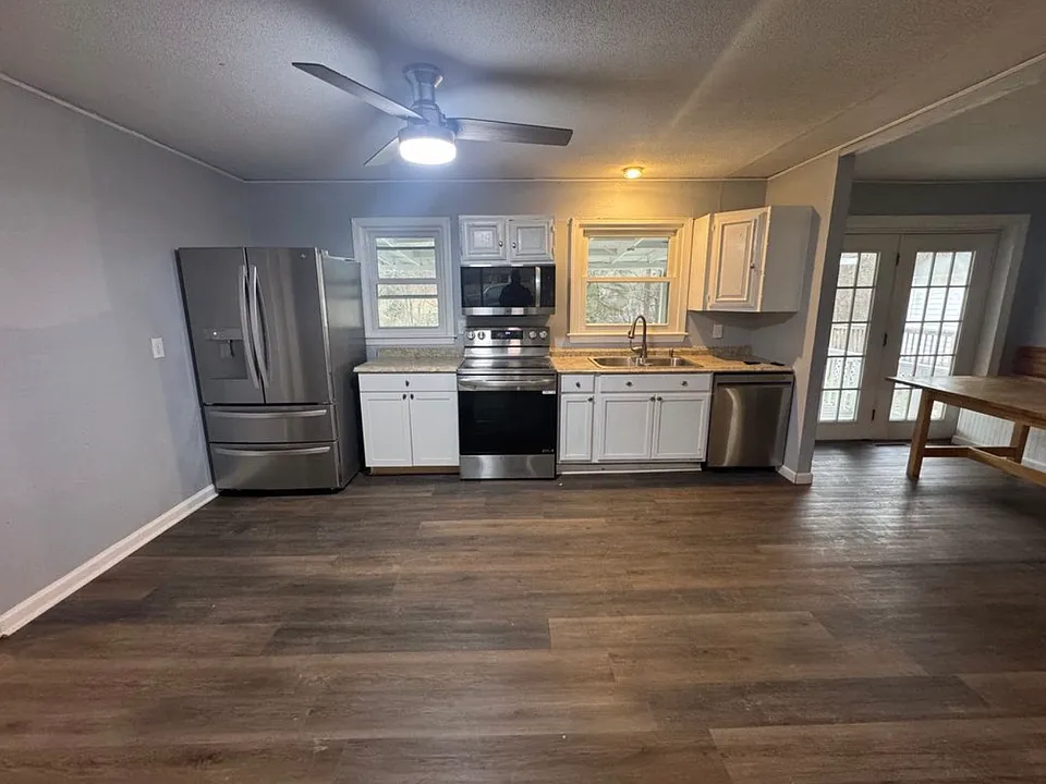 5327 Lee Hwy
