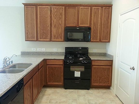 4th image of 24722 Lakecrest Village Dr