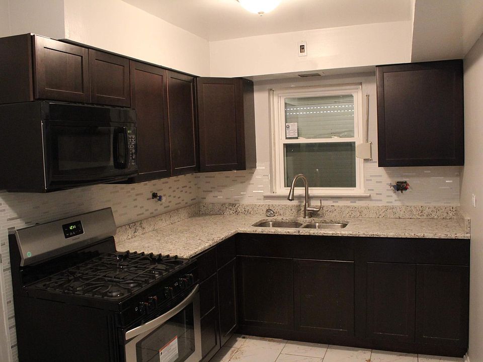 1st image of 6901 S East End Ave APT B