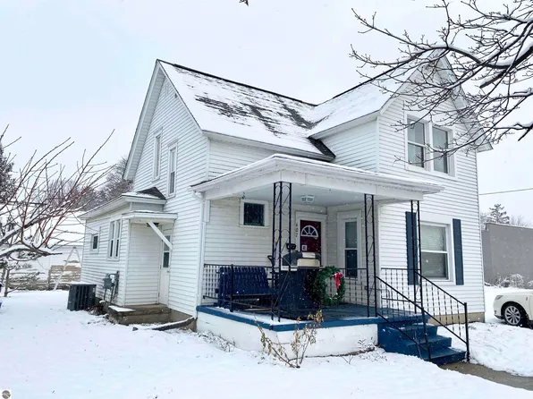 407 E Broadway St, Mount Pleasant, MI 48858