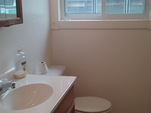 5th image of 1395 Duncan Ave #House