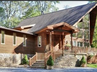 28 High Point Rd, Westport, CT 06880