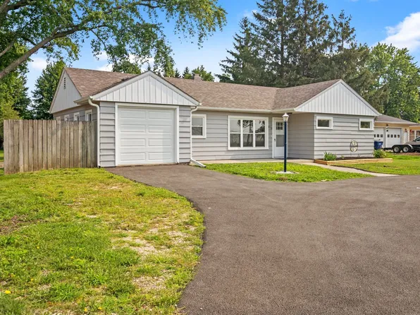 415 E Fairview Dr, Dekalb, IL 60115