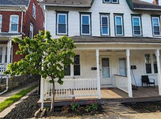 28 E Park St, Nazareth, PA 18064