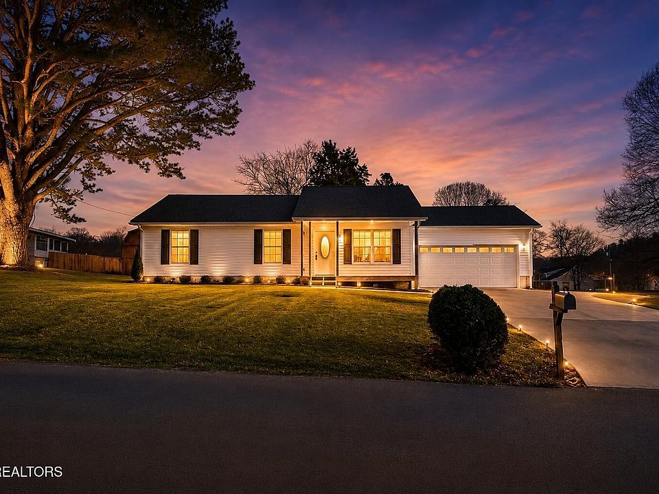 1st image of 115 Spruce Ln