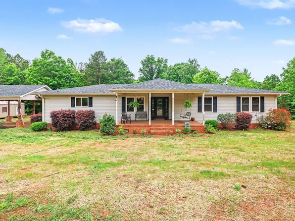 1669 Bolt Rd, Gray Court, SC 29645