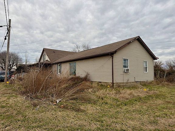 5th image of 3725 Beaver Creek Rd