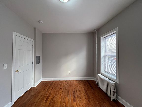 5th image of 39 Broadway #22E