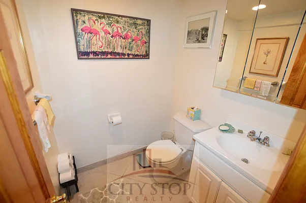 Rented by City Stop Realty | media 34