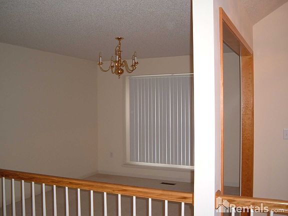 4th image of 6907 NW Pleasant View Ct