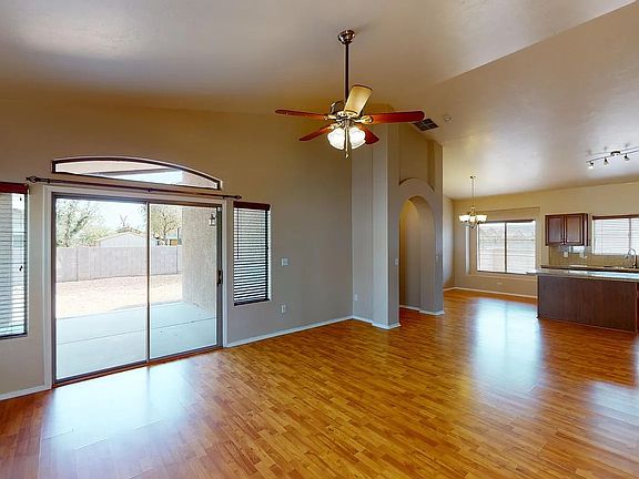 4th image of 5667 W Shady Grove Dr
