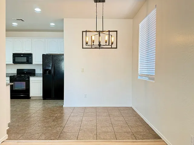 26743 N 175th Ln — Photo 9