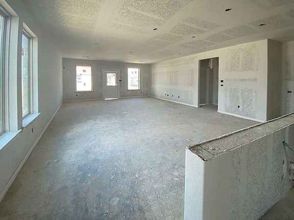 10309 Mount Winchell Drive Elevation Image 2