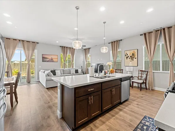 1409 Peach Ave, Manteca, CA 95337